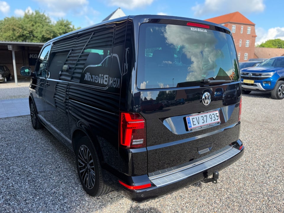 VW Caravelle 2,0 TDi 199 Highline DSG 4Motion kort