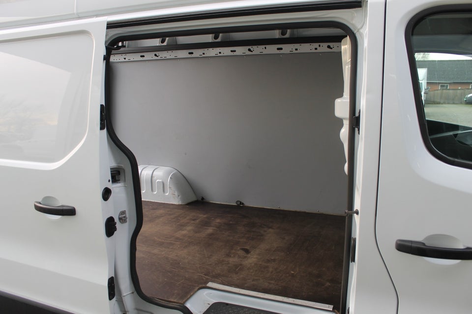 Renault Trafic T29 1,6 dCi 125 L2H2