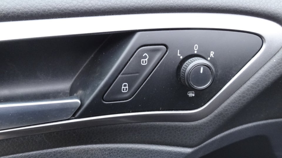 VW Golf VII 1,6 TDi 110 Trendline BM Van 5d