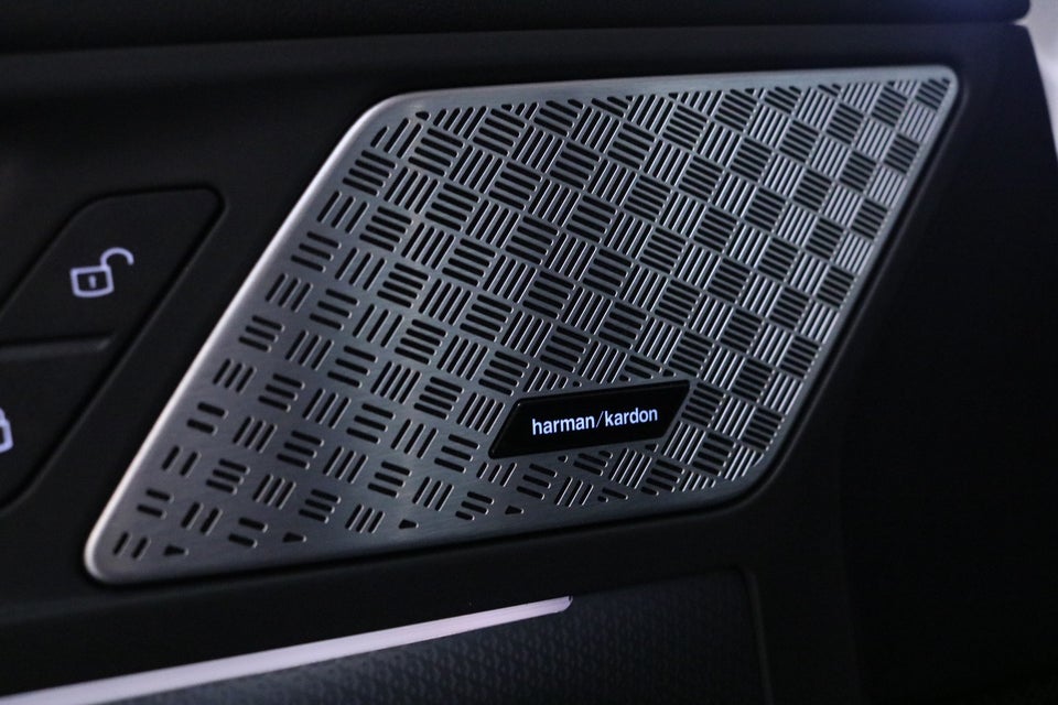 BMW iX1 eDrive20 M-Sport Pro 5d