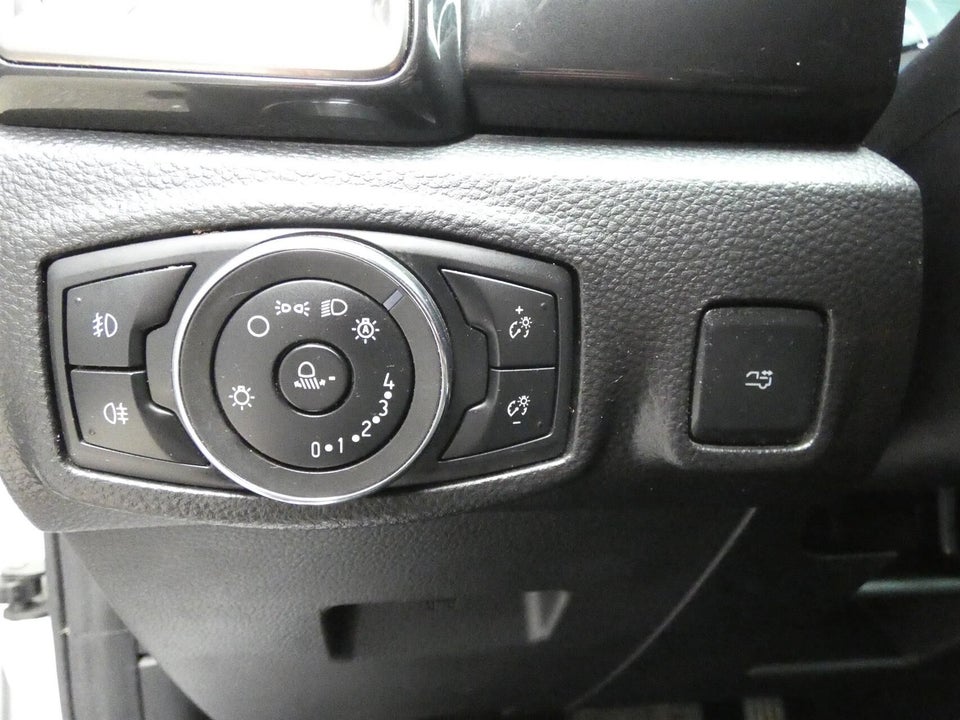 Ford Ranger 2,0 EcoBlue Stormtrak Db.Kab aut. 4d