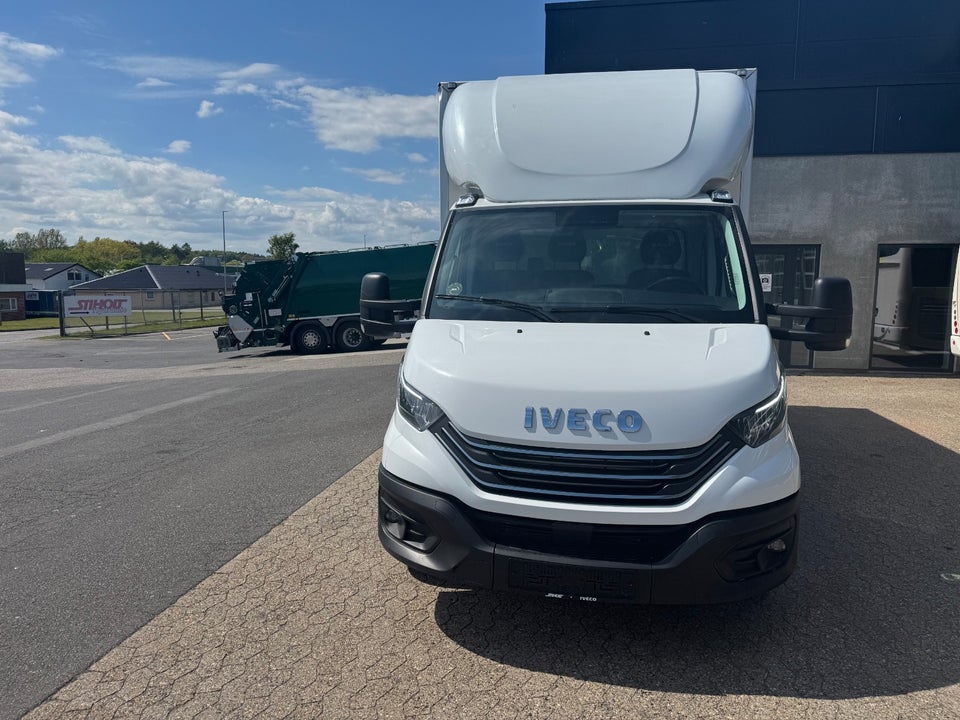 Iveco Daily 3,0 35S18 4100mm Lad AG8