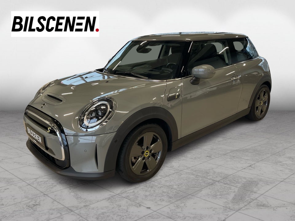 MINI Cooper SE Essential 3d