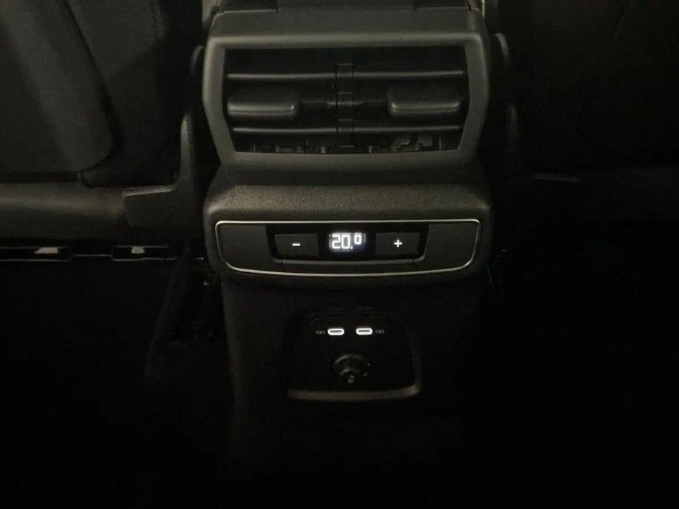 Audi Q4 e-tron 45 S-line 5d