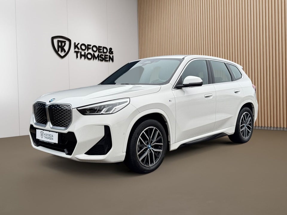 BMW iX1 eDrive20 M-Sport 5d