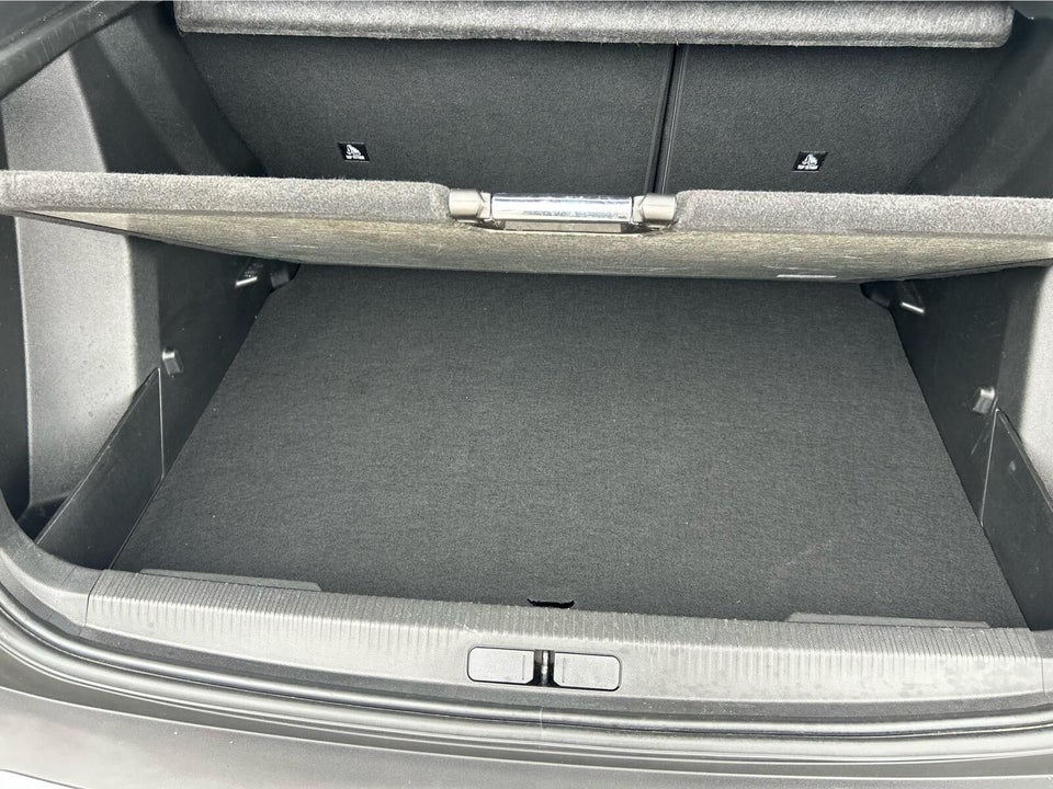 Peugeot 2008 1,2 PureTech 130 Allure EAT8 5d