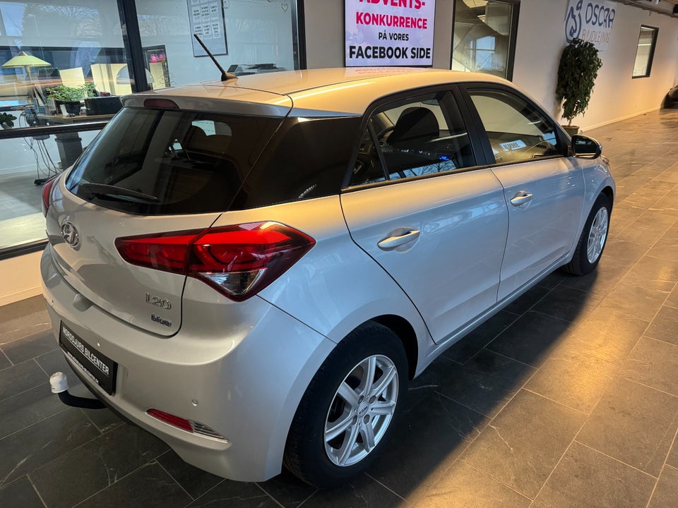 Hyundai i20 1,4 Trend 5d