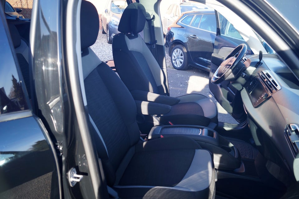 Citroën Grand C4 Picasso 1,6 BlueHDi 120 Exclusive EAT6 7prs 5d