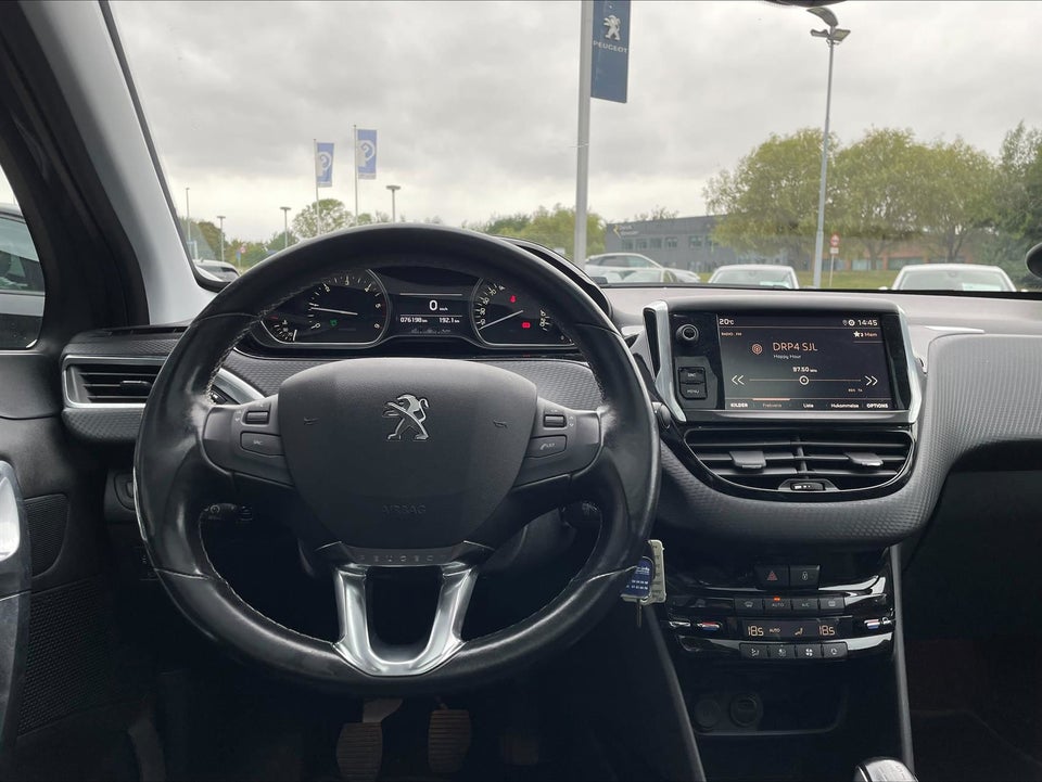 Peugeot 2008 1,5 BlueHDi 100 Privé 5d