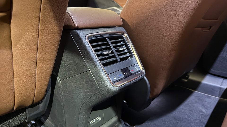 Skoda Enyaq 80 iV Suite 5d