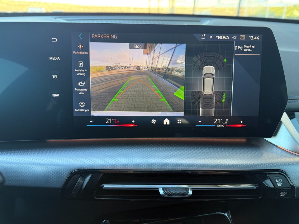 BMW iX1 eDrive20 M-Sport 5d