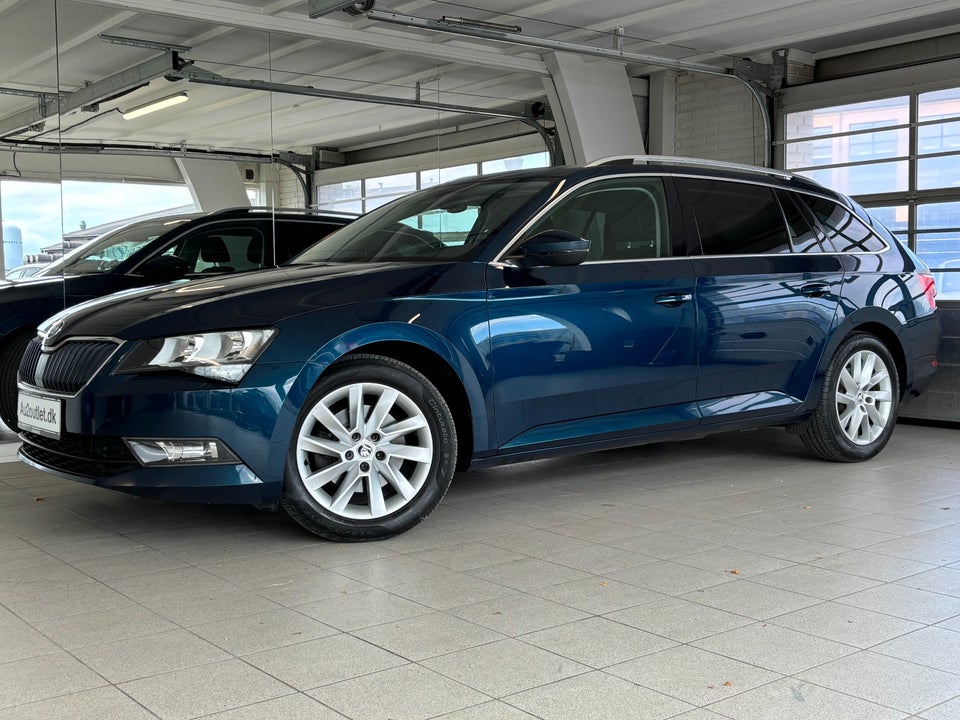 Skoda Superb 1,4 TSi 150 Active Combi DSG 5d