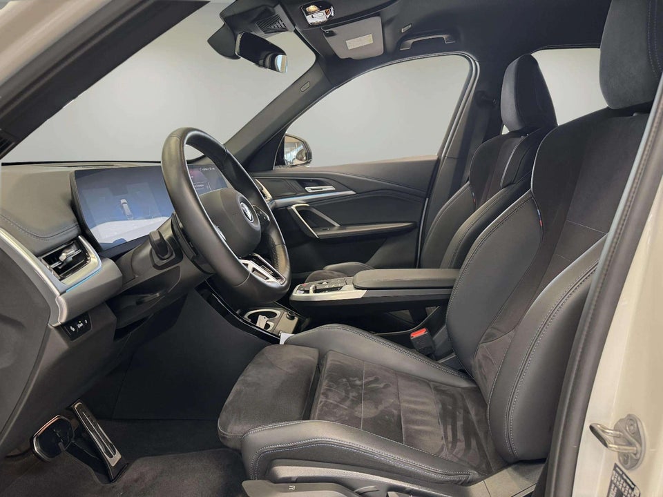 BMW iX1 eDrive20 M-Sport 5d