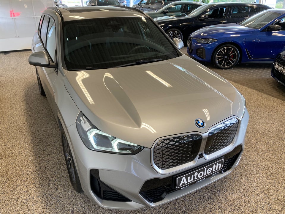 BMW iX1 xDrive30 M-Sport 5d