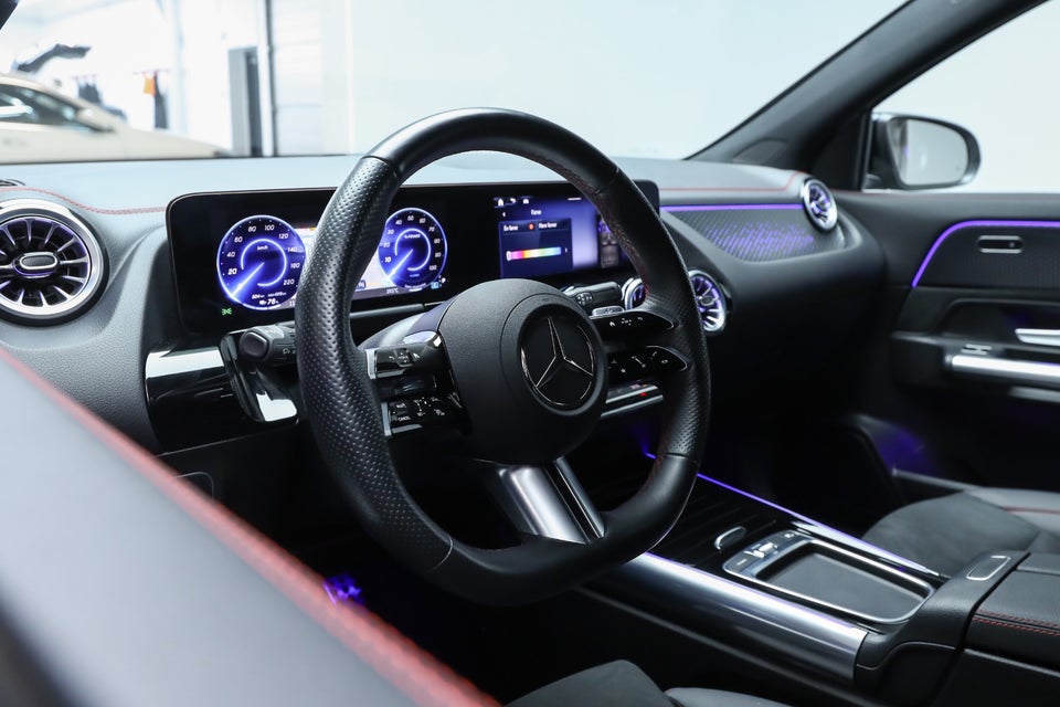 Mercedes EQA250+ AMG Advance 5d