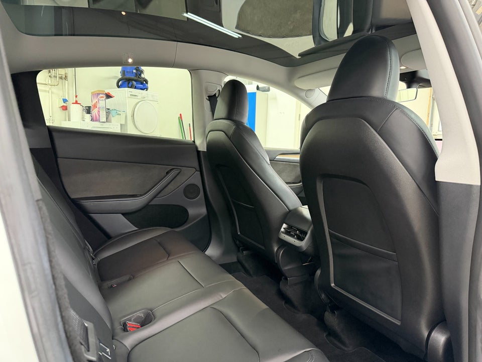 Tesla Model Y Performance AWD 5d