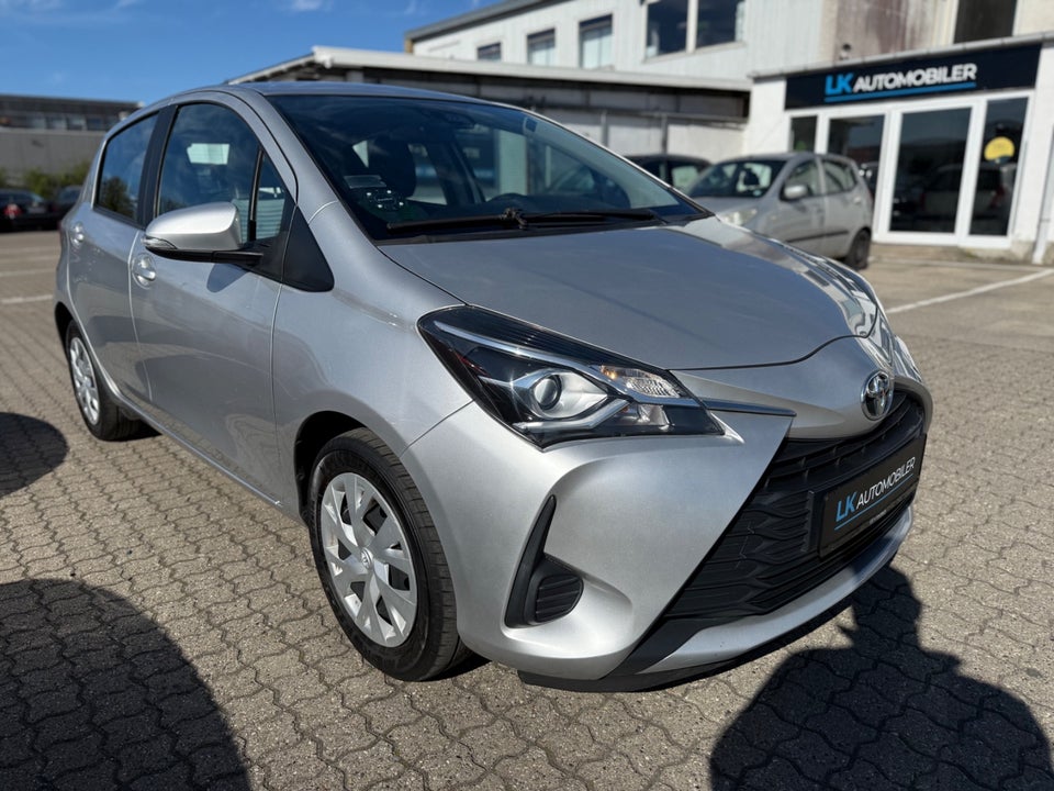 Toyota Yaris 1,0 VVT-i T2 5d