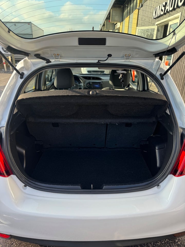 Toyota Yaris 1,5 Hybrid H2 Premium e-CVT 5d