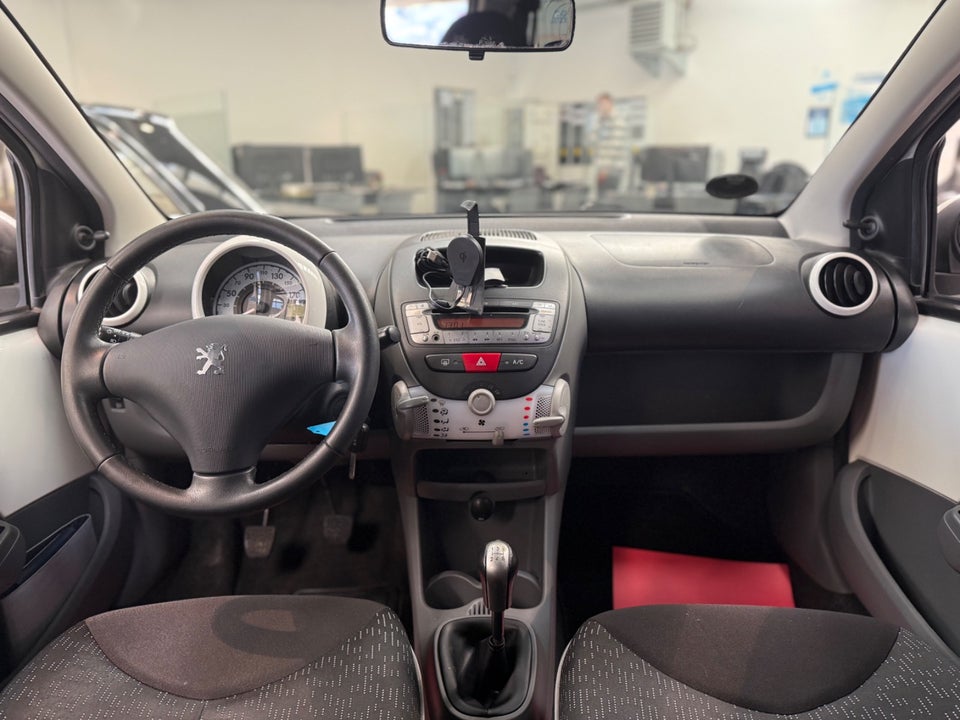 Peugeot 107 1,0 Active 5d