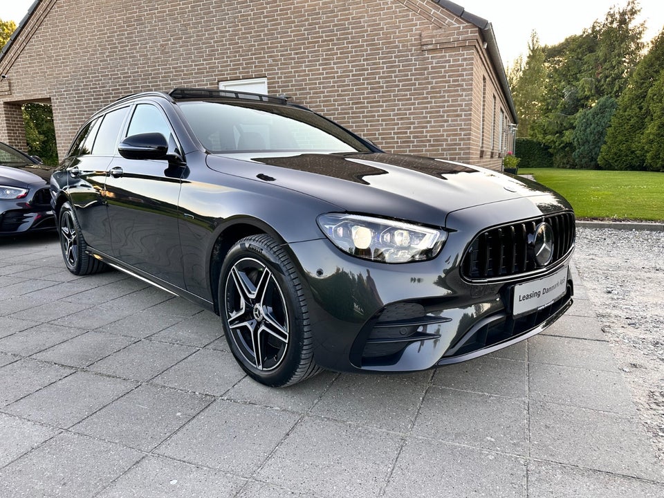 Mercedes E300 de 2,0 AMG Line stc. aut. 5d