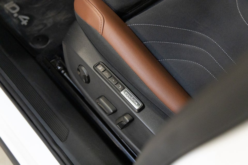 VW ID.4 77 Pro Performance Tech 5d