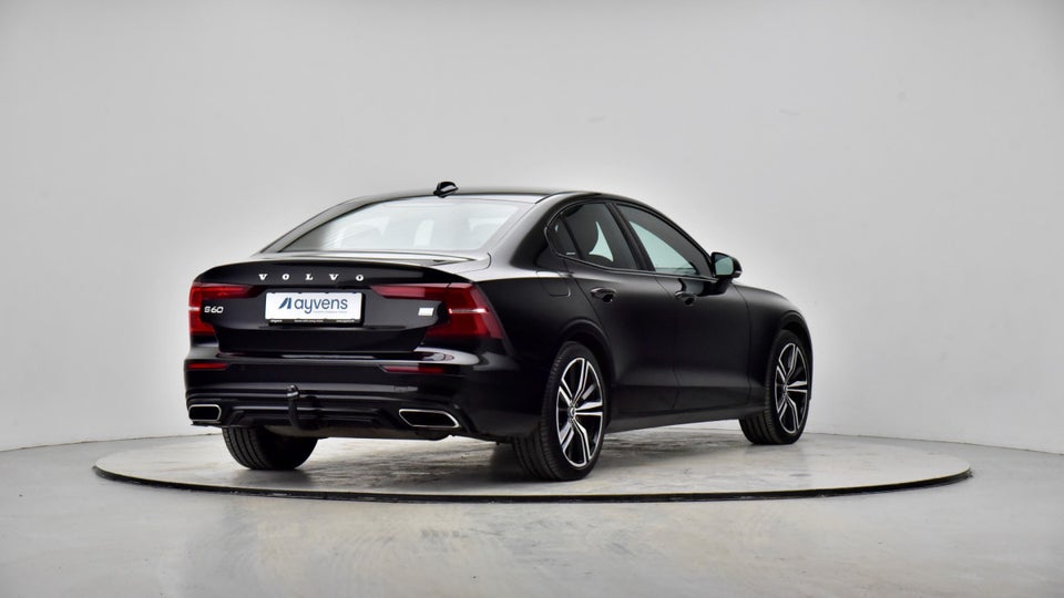 Volvo S60 2,0 T8 ReCharge R-Design aut. AWD 4d