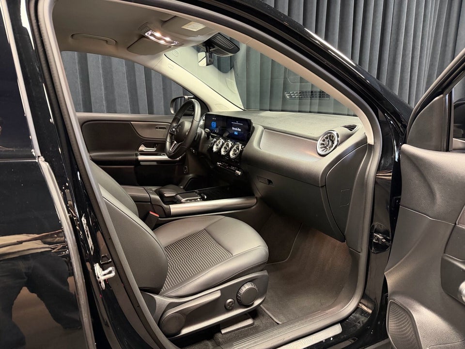Mercedes EQA250+ Progressive 5d