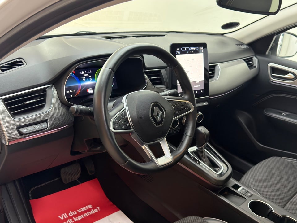 Renault Arkana 1,6 E-Tech Intens 5d