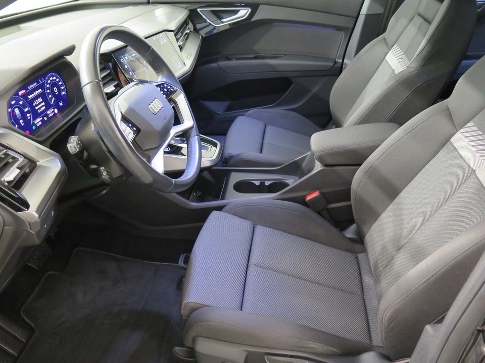 Audi Q4 e-tron 40 Advanced 5d