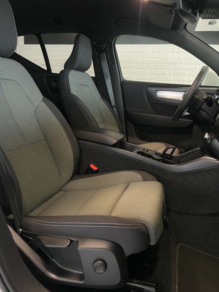 Volvo XC40 1,5 T4 Recharge Core aut. 5d