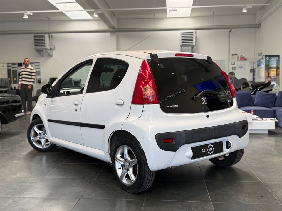 Peugeot 107 1,0 Active 5d