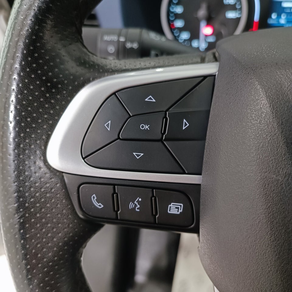 Iveco Daily 2,3 35S16 12m³ Van AG8