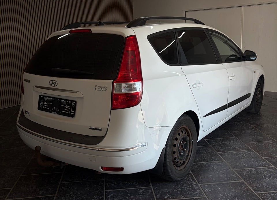 Hyundai i30 1,6 CRDi 115 Classic CW 5d