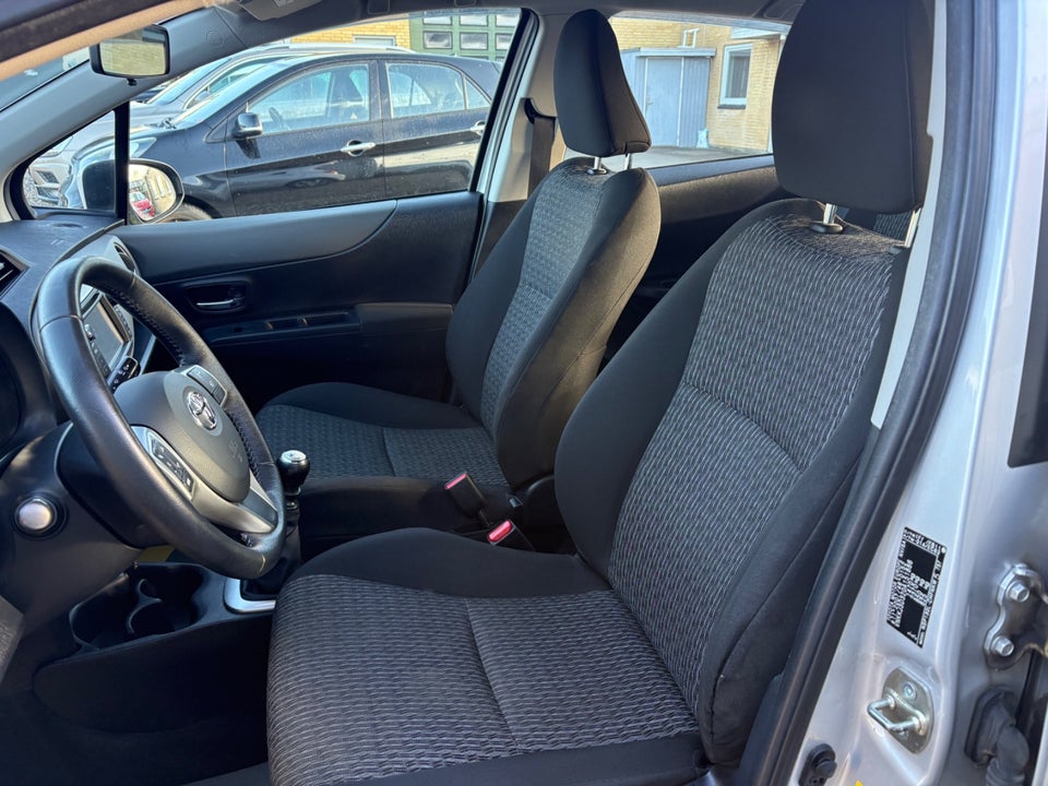 Toyota Yaris 1,3 VVT-i T2 Trend 5d