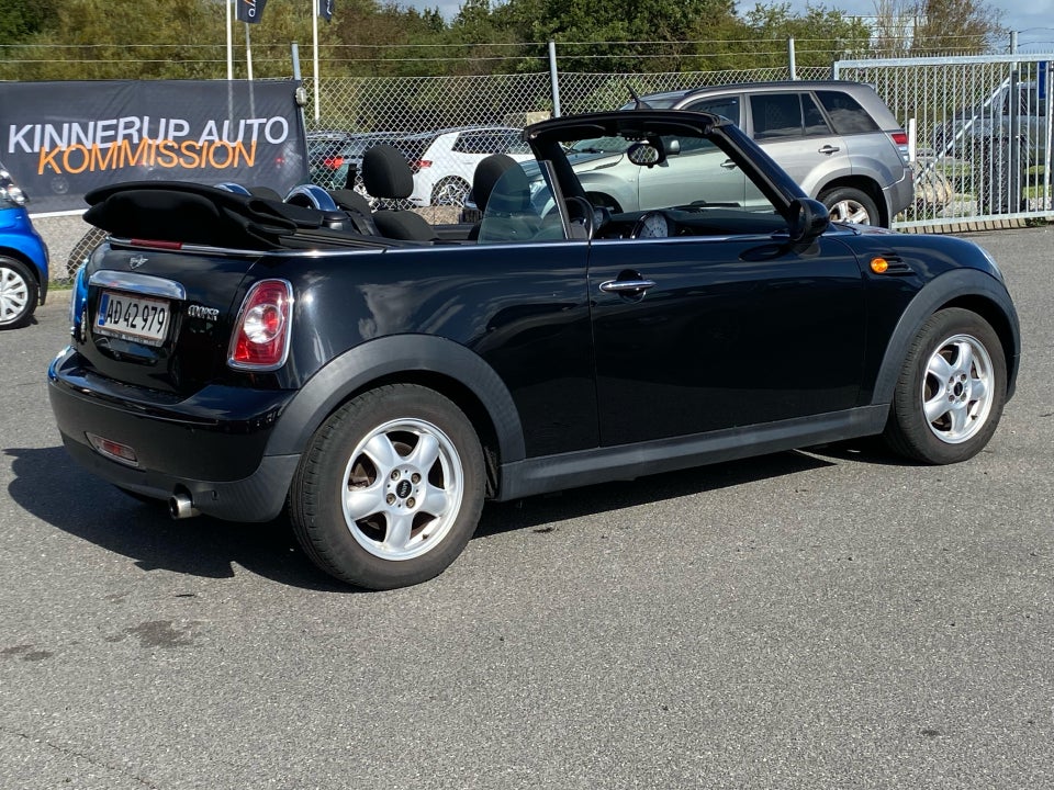 MINI Cooper 1,6 Cabriolet 2d