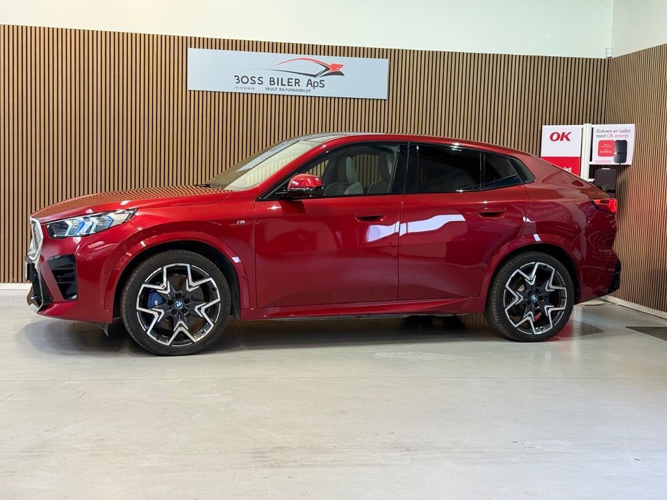 BMW iX2 xDrive30 Fully Charged M-Sport 5d