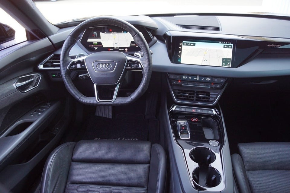 Audi e-tron GT quattro 4d