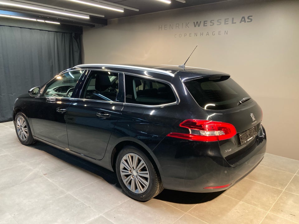 Peugeot 308 1,5 BlueHDi 130 Prestige SW EAT6 5d