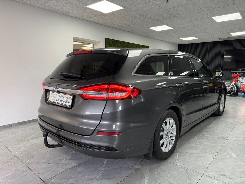 Ford Mondeo 2,0 HEV Titanium stc. CVT 5d