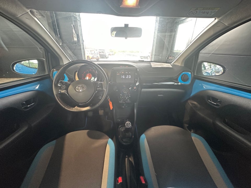 Toyota Aygo 1,0 VVT-i x-cite 5d