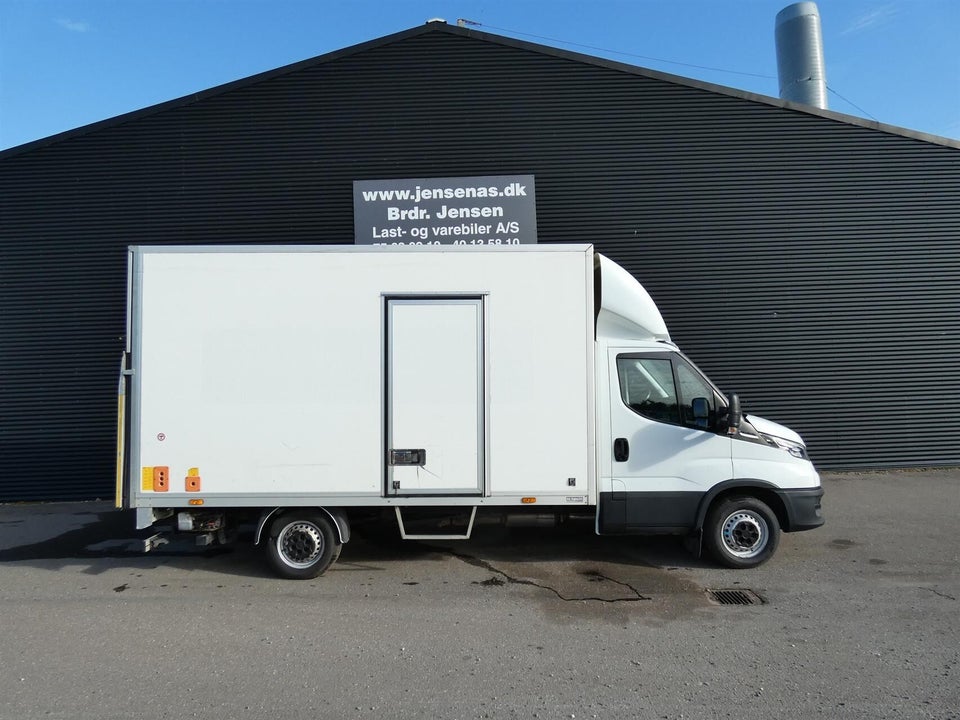 Iveco Daily 2,3 35S16 Alukasse m/lift AG8 2d