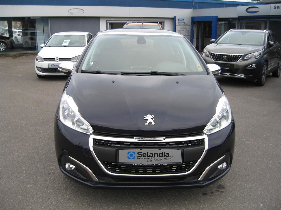 Peugeot 208 1,2 PureTech 82 Allure+ 5d