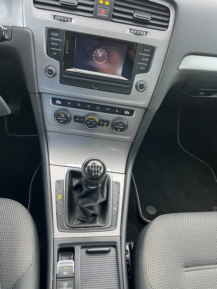 VW Golf VII 1,4 TSi 122 Comfortline BMT 5d