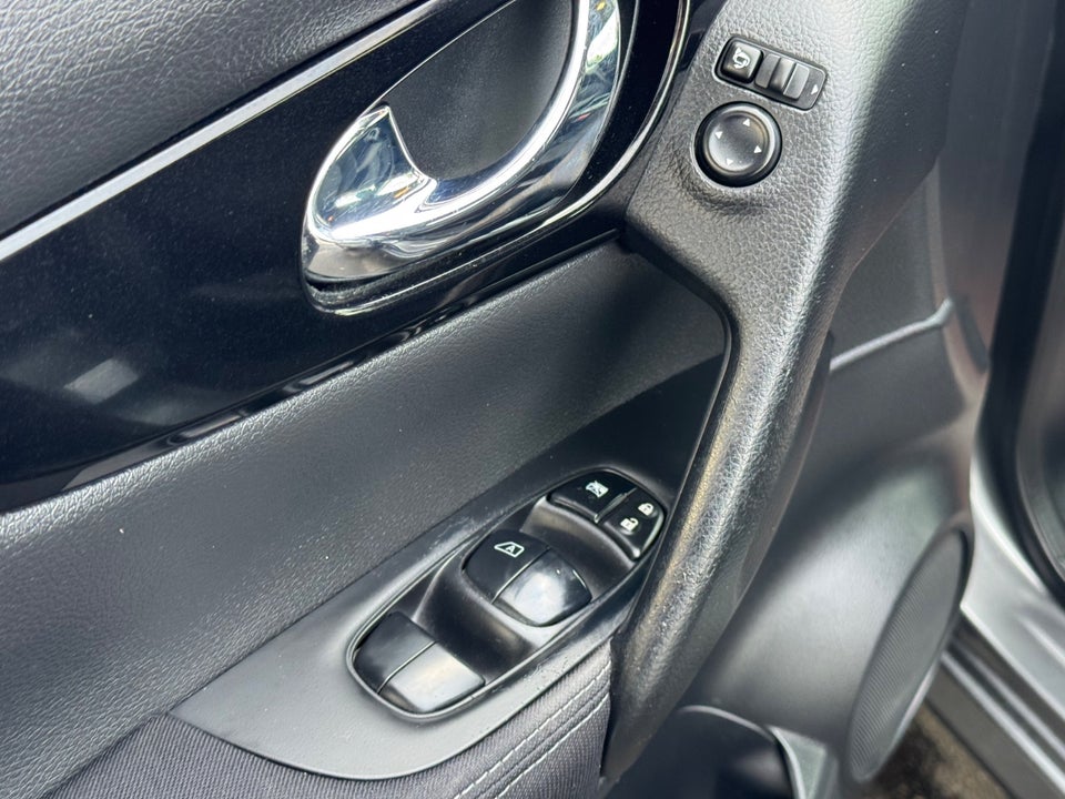 Nissan Qashqai 1,6 Dig-T 163 Acenta 5d