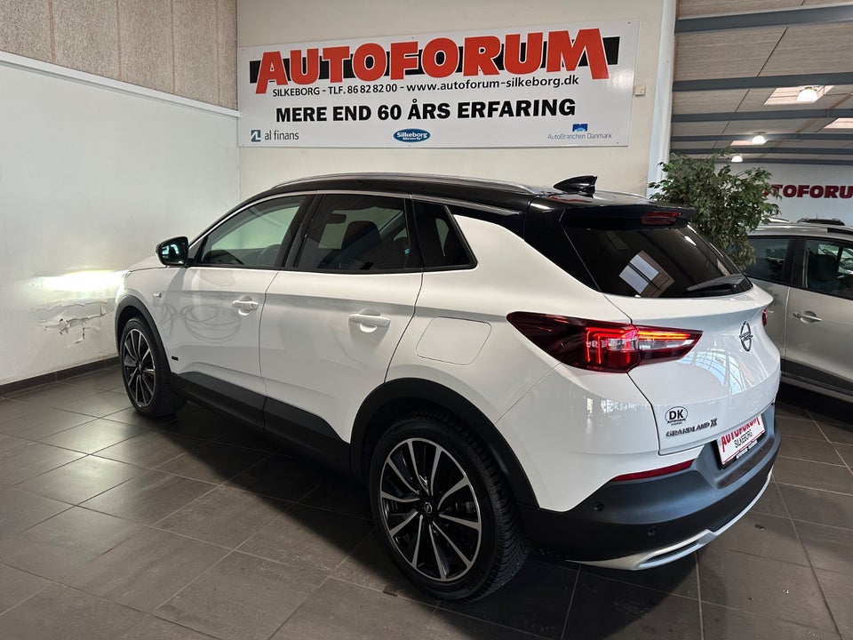 Opel Grandland X 1,6 Hybrid Ultimate aut. 5d