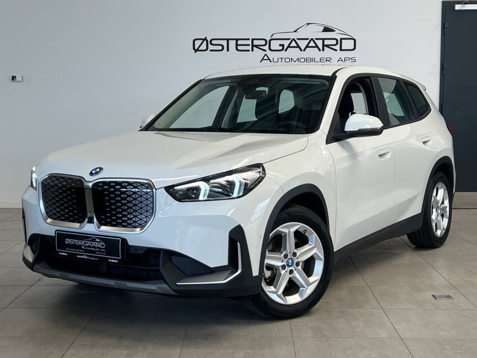 BMW iX1 xDrive30 5d