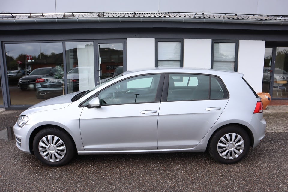 VW Golf VII 1,4 TSi 122 Edition 40 BMT 5d