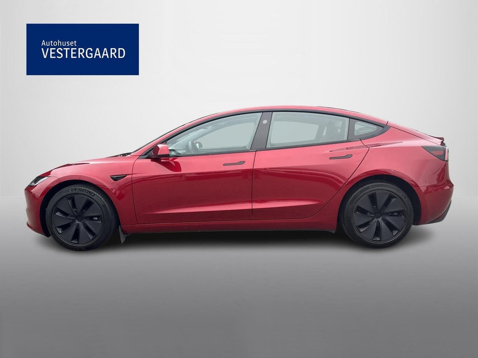 Tesla Model 3 RWD 4d