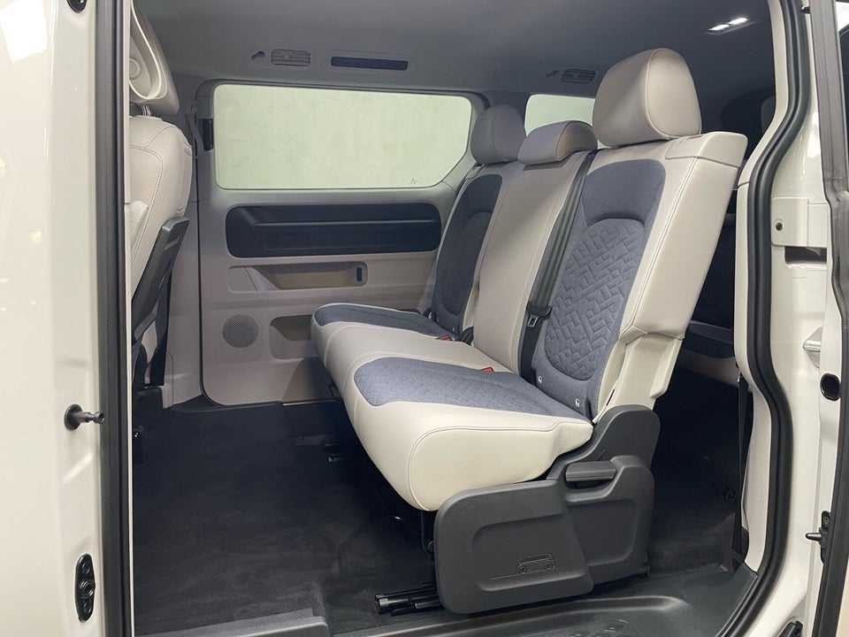 VW ID.Buzz 86 Pro 7prs LWB 5d