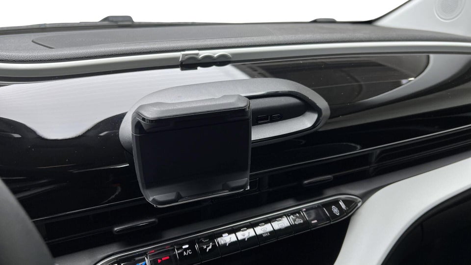 Fiat 500e 24 Action 3d